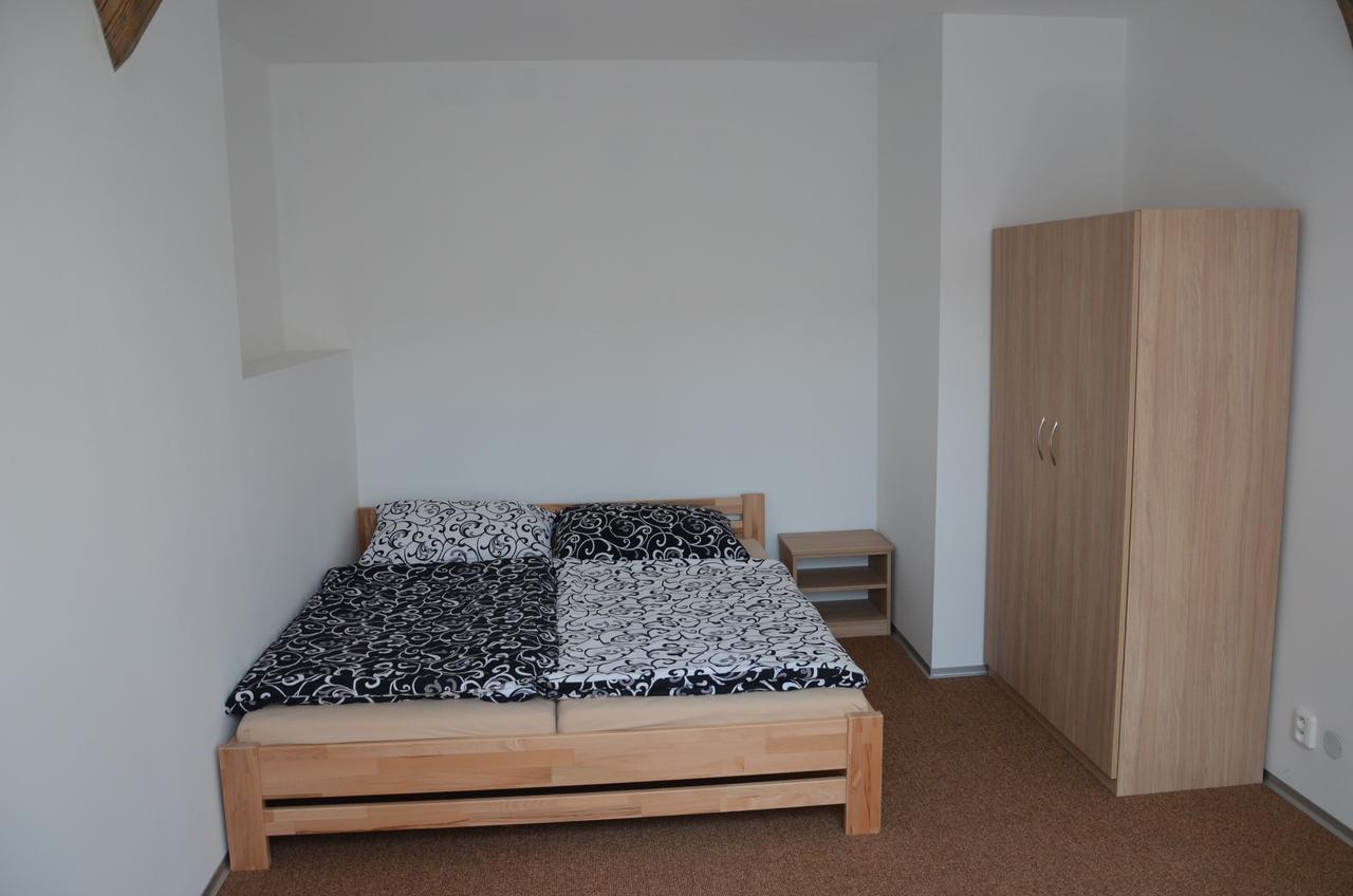 Apartmany Pod Kastany Kvasice ภายนอก รูปภาพ
